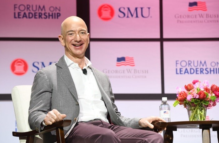 Jeff Bezos, da Amazon, recebeu remuneração de US$ 1,7 milhão em 2020