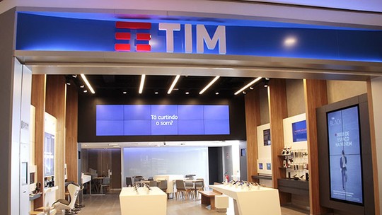 TIM (TIMS3) divulga datas de pagamento de dividendos bilionários
