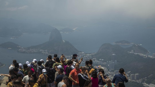 De janeiro a abril, Brasil recebeu 75% dos turistas estrangeiros de todo ano passado
