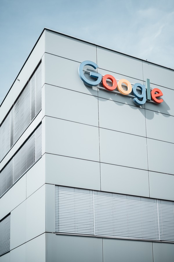 Ações da Alphabet, dona do Google, tem a maior queda desde o início da ...