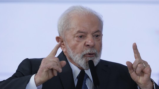 Lula cria 'Enem' dos concursos públicos