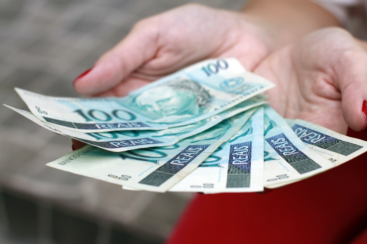 Renda Brasil deve incluir 3 programas de renda