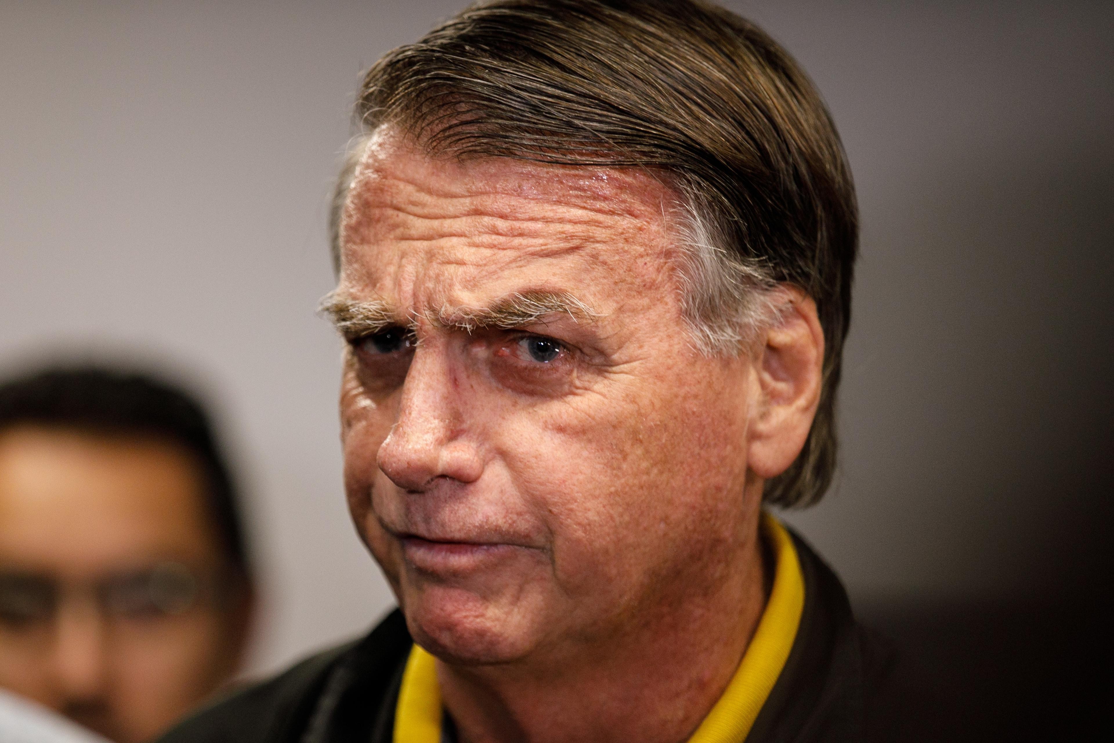 Jair Bolsonaro é preso preventivamente a pedido da PF