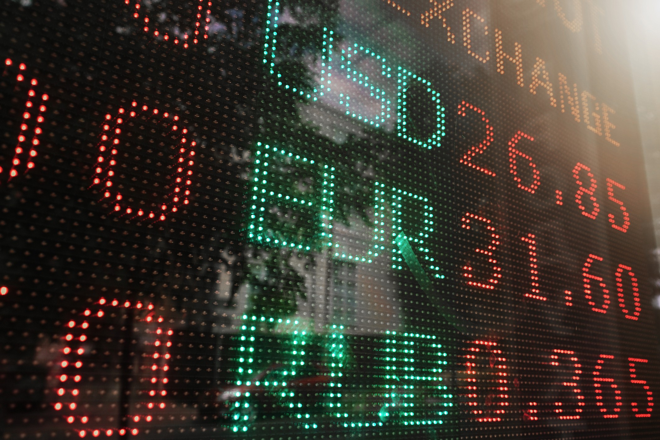 Евро подорожал на 3,6 рубля по решению ЦБ
