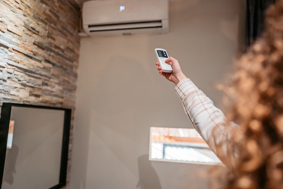 Ar condicionado e umidificador de ar ficam até 20% mais caros após recorde  de calor, Gastar Bem