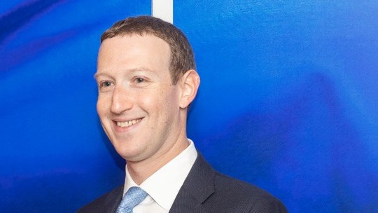 Mark Zuckerberg perde US$ 18 bilhões em um dia após decepção com resultado da Meta