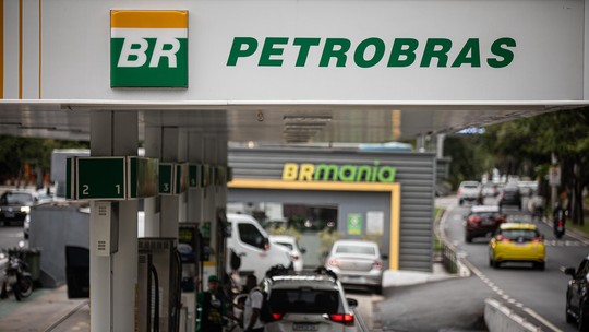 Acionistas da Petrobras (PETR3; PETR4) receberam quase R$ 500 bilhões em seis anos