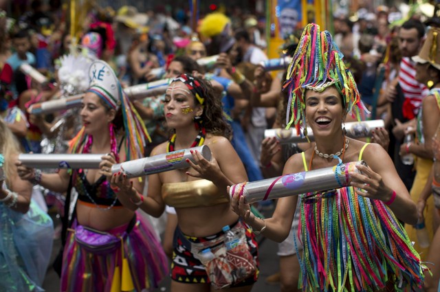 Veja dicas para se proteger de golpes durante o Carnaval