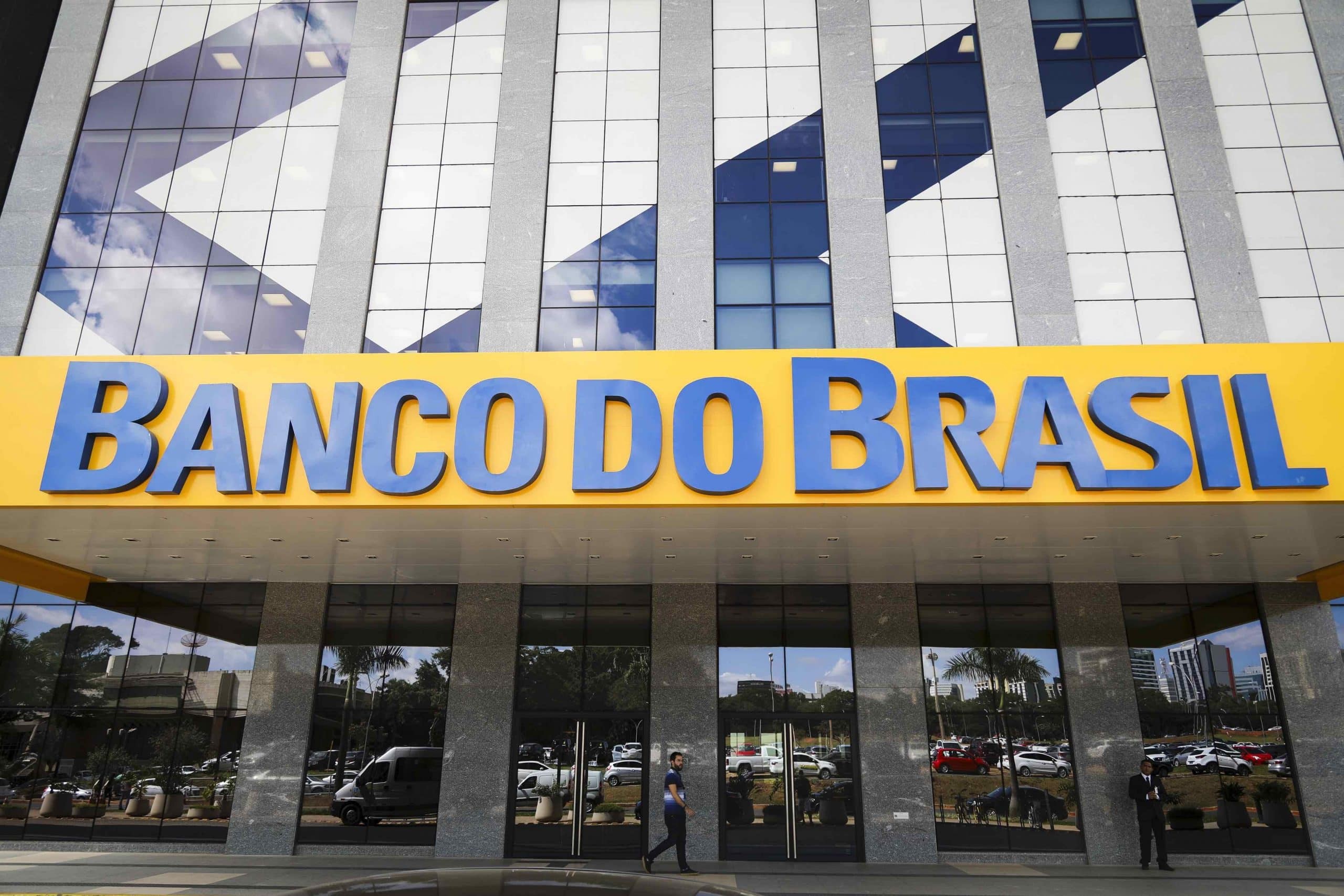Ações do BB (BBAS3) caem com temor de sanções dos EUA após julgamento
