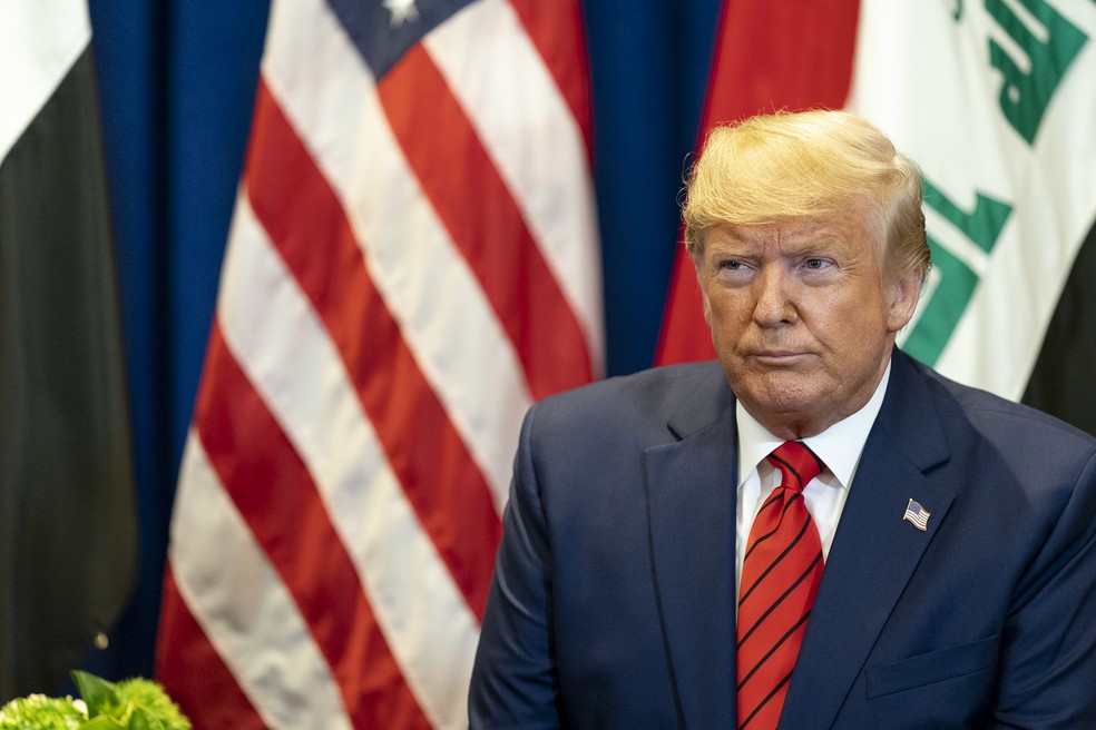 Donald Trump EUA e bandeira do Iraque — Foto: Official White House/Shealah Craighead