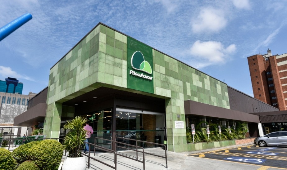 Grupo GPA, donos da rede "Pão de Açúcar" (entre outras) estourou cofres em bilhões para comprar rival importante do país (Foto Reprodução/Internet)