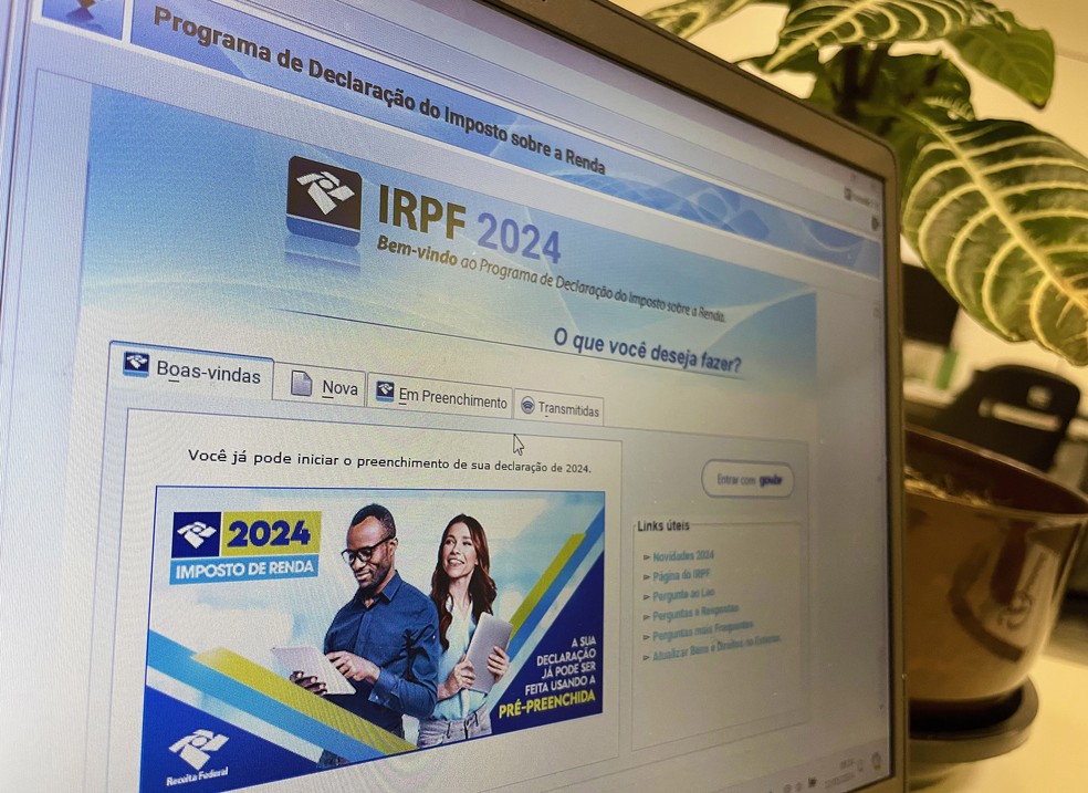 Imposto de Renda 2024 — Foto: Juca Varella / Agência Brasil