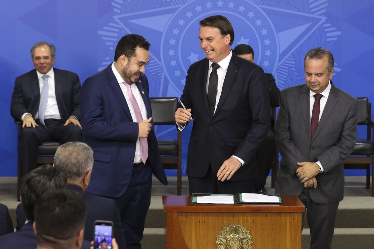 Bolsonaro Sanciona Lei De Combate A Fraudes No Inss
