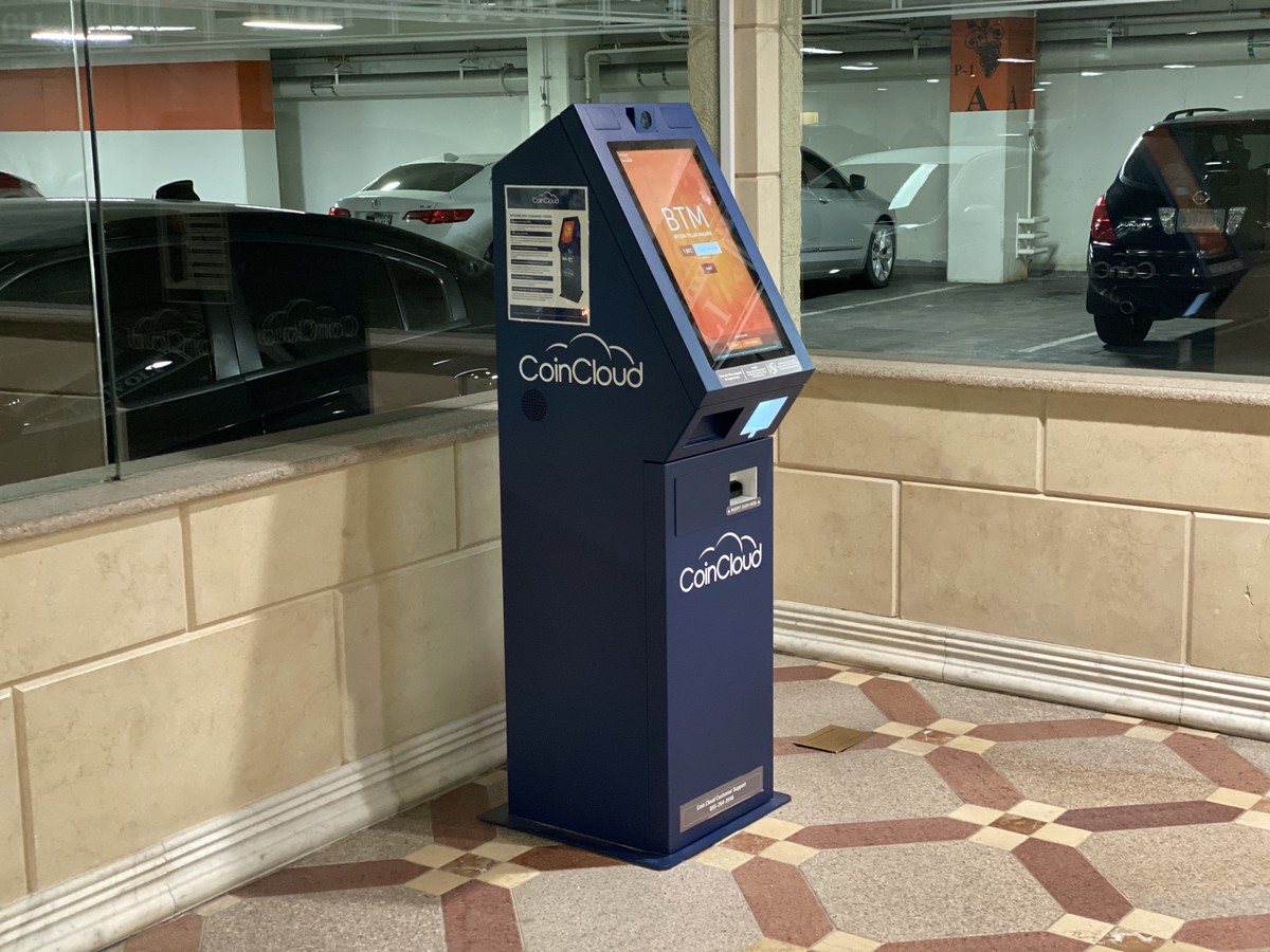 BrMalls vai instalar 15 caixas eletrônicos de bitcoin em shoppings; veja  lista