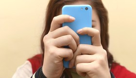 Quase metade dos jovens da Geração Z prefere comprar eletrônicos usados; por quê?