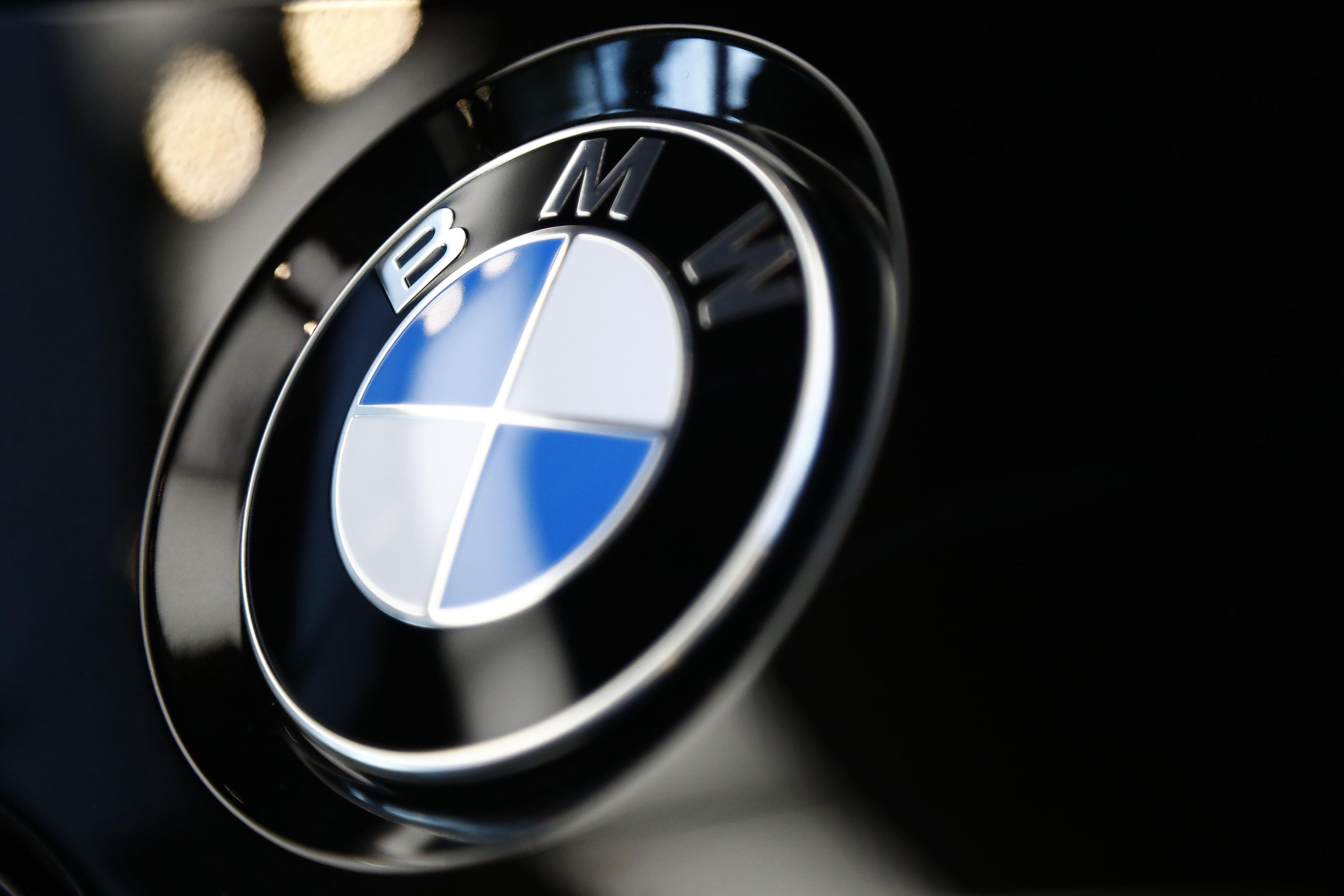 BMW e Harley Davidson por preço de carro popular: leilão tem lances a partir de R$ 1