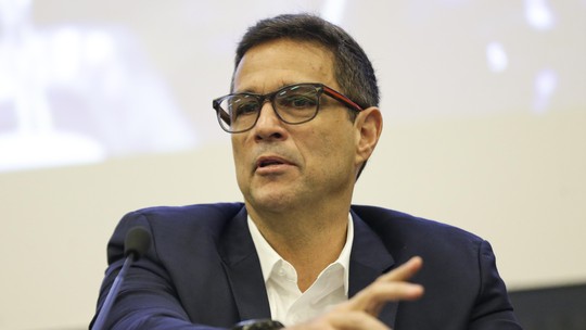 Campos Neto vê cenário incerto para indicar próximo passo da política monetária