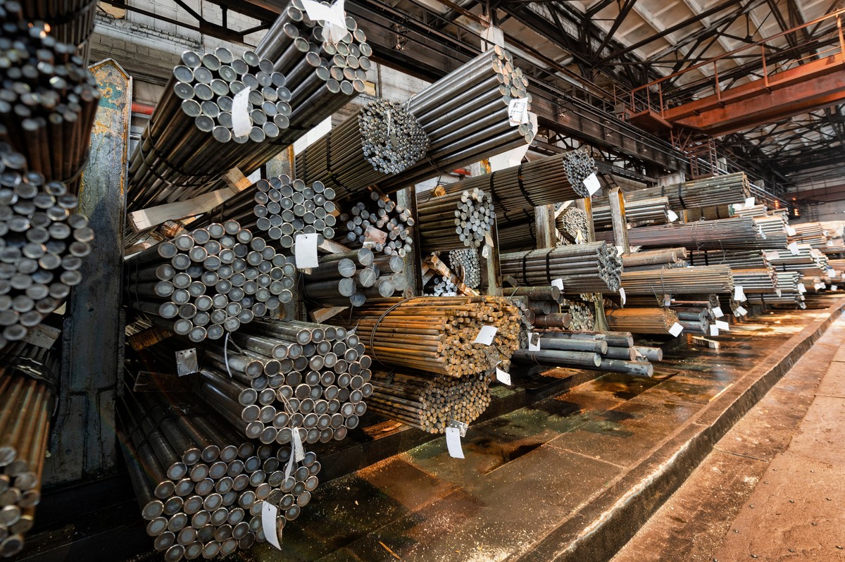 Minério de ferro segue em alta e volta a superar a marca de US$ 125 ...