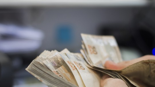 IR 2026: primeiro lote de restituição vai ser pago este mês; veja quando