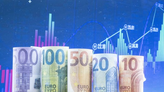 Bolsas da Europa caem até 2% em semana de decisões sobre juros