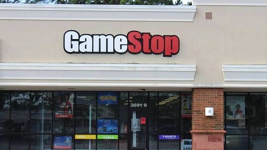 Ações da GameStop afundam em NY após prejuízo no 1º trimestre