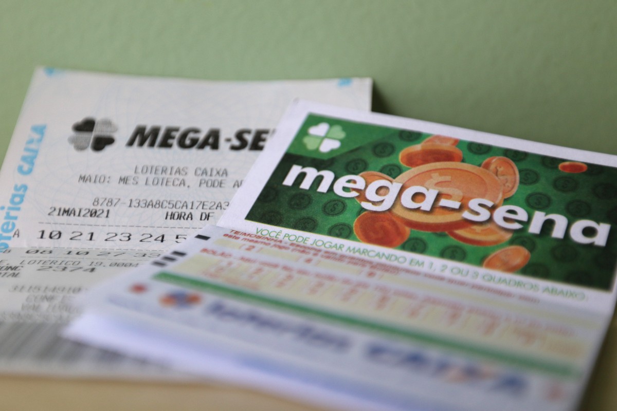Ninguém acerta as seis dezenas da Mega-Sena 2829, e prêmio vai a R$ 90 milhões; veja números sorteados