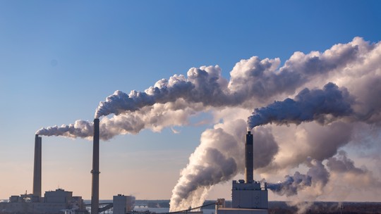 Governo quer aprovar lei para regular mercado de carbono ainda este ano, diz secretário