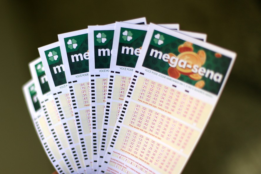 Mega-Sena: veja os números do sorteio deste sábado