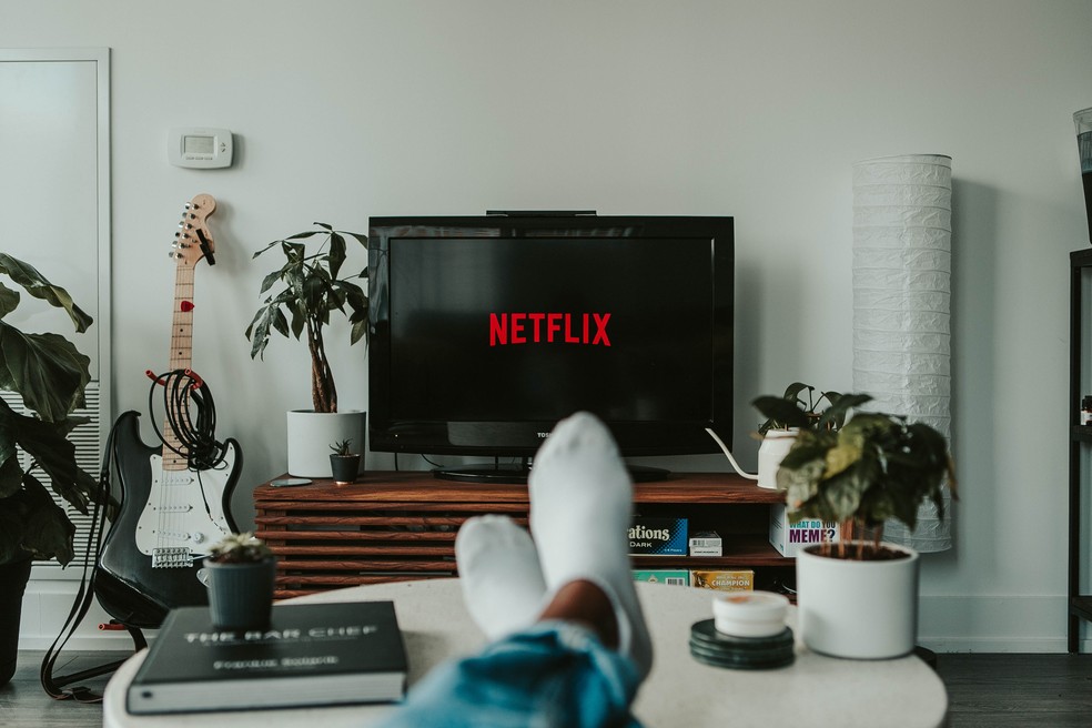 Netflix inicia cobrança de taxa de R$ 12,90 por usuário extra no Brasil